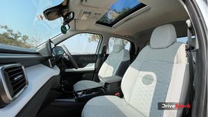 27 से ज्यादा माइलेज और जबरदस्त फीचर्स! 10 लाख से कम दाम में आती हैं ये 5 बेहतरीन Compact SUVs