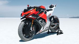 India’s First-ever Superbike: भारतीय सड़कों पर धुआंधार दौड़ेगी ये सुपरबाइक! बेंगलुरु में बनाया गया F99...