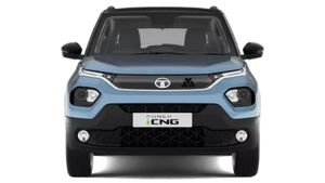 Tata Motors के लिए संकट मोचक बनी ये कार! खरीदने के लिए टूट पड़े ग्राहक, केवल 6.13 लाख है शुरुआती कीमत