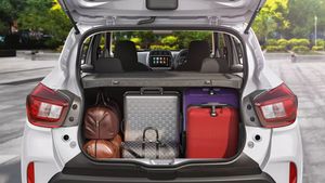 22 KMPL माइलेज, पार्किंग कैमरा और ऑटोमैटिक गियरबॉक्स, Maruti Alto को टक्कर देने वाली कार पर मिल रही बंपर छूट