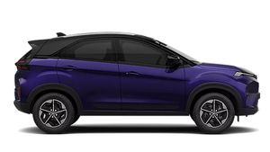 इतनी मंथली सैलरी वाले लोग खरीद सकते हैं नई Tata Nexon, मिनटों में समझें On-Road Price और EMI का पूरा हिसाब