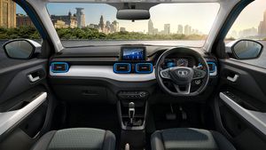 6 एयरबैग, 5-स्टार सेफ्टी और सनरूफ जैसे फीचर्स! इस छोटी SUV के पीछे दीवाने हुए ग्राहक, कीमत 6 लाख से शुरू