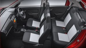 33km माइलेज और शुरुआती कीमत मात्र 3.99 लाख, Maruti की इन पॉपुलर कारों की बंपर डिमांड, चुनें अपने लिए बेस्ट Car