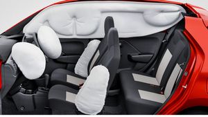 34 Km माइलेज, 6 एयरबैग और एडवांस फीचर्स! ये हैं देश की सबसे सस्ती सीएनजी कार; कीमत 5.84 लाख से शुरू