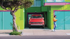 सनरूफ, 6 एयरबैग और ADAS सेफ्टी; खत्म नहीं हो रहा इस सस्ती SUV का क्रेज, कीमत मात्र 7.94 लाख से शुरू