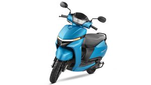 55Km माइलेज और ब्लूटूथ कनेक्टिविटी जैसे फीचर्स; Honda Activa को टक्कर देने नए अवतार में लॉन्च हुआ ये स्कूटर