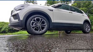 Car Care Tips: ऑफरोडिंग में आ रही है दिक्कत, तो कर लीजिए ये 5 काम; बढ़ जाएगा गाड़ी का ग्राउंड क्लीयरेंस