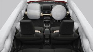 31Km माइलेज, 6 एयरबैग और 360-डिग्री कैमरा; इस कार को खूब खरीद रहे लोग, शुरुआती कीमत 7 लाख से कम