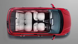 27km माइलेज और 6 Airbags, इस सस्ती कार को 3 मिलियन से ज्यादा लोगों ने खरीदा; शुरुआती कीमत 6 लाख से कम