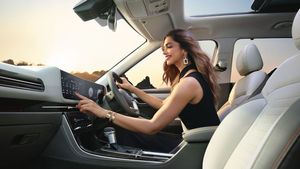 Creta की दम पर दनादन गाड़ियां बेच रही Hyundai, पिछले महीने थोड़ा पिछड़ी; एक्सपोर्ट में दिखा उछाल