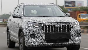 ट्रिपल-स्क्रीन, 7 एयरबैग और दमदार इंजन; नए अवतार में आ रही ये फैमिली SUV, कीमत मिडिल क्लास के लिए रहेगी बेस्ट