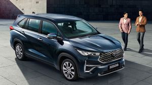 Toyota की मौज करा रही है ये 7-सीटर MPV; एक महीने में इतने लोगों ने खरीदा