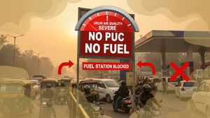 दिल्ली वाले सावधान! आज से इन गाड़ियों की एंट्री पूरी तरह बैन, डीजल-पेट्रोल डलवाने के लिए PUC जरूरी