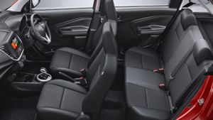 34 KM माइलेज, 6 एयरबैग और एडवांस फीचर्स; डेली रनिंग के लिए बेस्ट है ये Maruti Car, कीमत मात्र ₹4.70 लाख