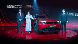 Toyota ने पेश की नई Electric SUV; मिलेगा 543 KM रेंज और ADAS सेफ्टी, Creta EV से होगा मुकाबला