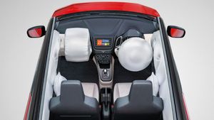 34 KM माइलेज, 6 एयरबैग और पेट्रोल-CNG इंजन; मिडिल क्लास के लिए बेस्ट है ये Maruti Car, कीमत मात्र ₹4.99 लाख