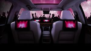 7 एयरबैग, पैनोरमिक सनरूफ और वेंटिलेटेड सीट्स; बड़ी फैमिली के लिए बेस्ट हैं ये 7-सीटर SUV, कीमत ₹13.66 लाख