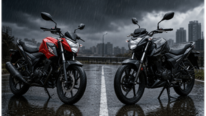 बारिश में Hero Xtreme 125R या TVS Raider 125? फिसलन भरी सड़कों पर कौन है सबसे सुरक्षित?