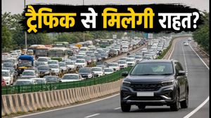 दिल्ली-NCR में ट्रैफिक का भारी दबाव: कांवड़ यात्रा के बीच ये 7-सीटर कारें बनाएंगी सफर आसान और सुरक्षित