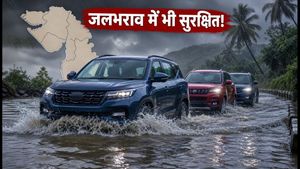 भारी बारिश और जलभराव में भी नहीं रुकेंगी ये 5 SUV; 15 लाख के बजट में बेस्ट विकल्प