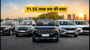 स्वतंत्रता दिवस धमाका: ₹1.55 लाख तक सस्ती मिल रही हैं ये 7-सीटर फैमिली कारें, आज ही बुक करें