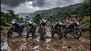कीचड़ और गड्ढों से परेशान? ये 5 मजबूत बाइक्स खराब रास्तों पर भी नहीं रुकेंगी, जानें कीमत और EMI