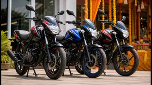 ₹1 लाख के बजट में बजाज की बेस्ट बाइक्स: CT, Platina और Pulsar पर मिल रहे हैं तगड़े ऑफर्स
