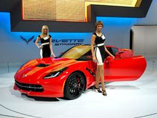 Chicago Auto Show Opens With A Bang