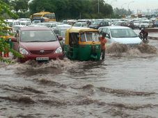 Monsoon Driving Tips: Learn About Hydrolocking And Driving In Water