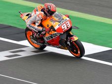 Honda, Suzuki, & Ducati Lead Silverstone GP Ahead Of Qualifying 