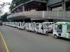 Last Mile Connectivity Issue Sorted In Gurgaon — Say Hello To e-Rickshaws