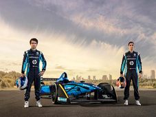 Renault e.dams Reveal Their Race Livery For Formula E Season 3