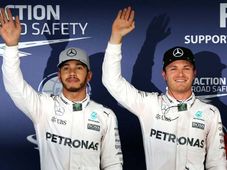 Japanese Grand Prix — Nico Rosberg Takes Pole From Lewis Hamilton By A Whisker