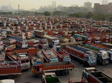 Diesel Vehicles Over 15 Years To Be Deregistered In Delhi 