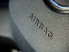 Govt Makes Airbags Standard For New Vehicles From October 2017