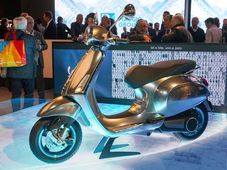 Piaggio To Launch Electric Vespa In India During 2017?