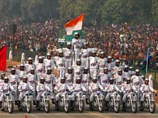 ‘Shwet Ashwa’ Will Use TVS Apache RTR Along With Royal Enfield For Republic Day Show