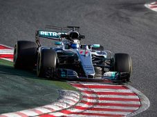 Mercedes Removes Michael Schumacher Message From 2017 Formula One Car
