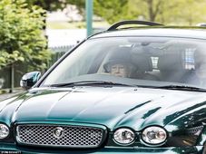 Nothing Seems To Stop 91-Year Old Queen Elizabeth II From Driving Her Jaguar X-Type Sportwagon