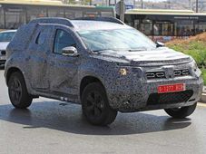 Spy Pics: Next-Generation Renault Duster Spotted Testing