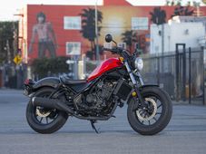 Honda’s Royal Enfield Thunderbird Rival Patented In India