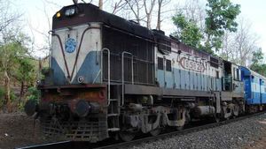 Why Are Diesel Trains Never Turned Off? — Yes, Diesel Train Engines Are Always ON!