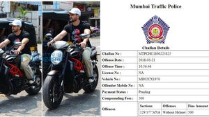 Actor Kunal Khemu Fined For Riding Without Helmet — Twitter Photo Goes Viral!