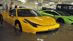 Water In The Fuel Tank Of Your Car? — Here Are The Problems, Symptoms & Solutions!