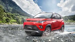 Mahindra KUV100 NXT AMT Variant Spotted Testing — Launch Soon