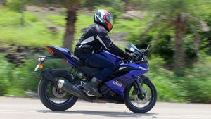 2018 Yamaha R15  V3 Review — Unmistakable Racing Pedigree Made Evident