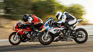 EICMA 2018: BMW S1000RR 2019 Model Unveiled — Racetrack-Derived Goodness