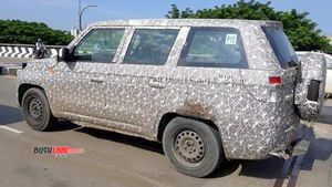 2020 Mahindra TUV300 Plus Spied Testing Ahead Of Its Launch: Spy Pics & Details