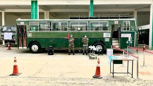 Coronavirus Pandemic: Indian Army Modifies Bus To Carry Coronavirus Patients Along With Medical Aids