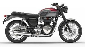 Bajaj Triumph Motorcycle To Be Introduced by 2022: No Delays Expected Due To Covid-19